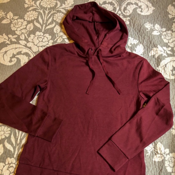 SOLD***Target- A New Day maroon sweater - Picture 2 of 6